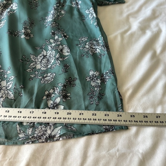 BloomChic Floral Flutter Sleeve Top Elegant Sheer Blouse 12 Fairy Whimsy - Picture 13 of 15